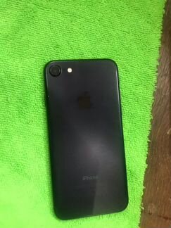 Телефон iPhone