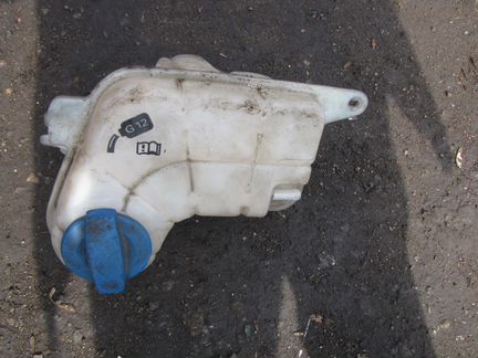 Бачок ауди А6 С6 2007