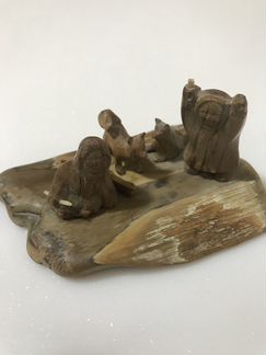 Композиция из кости мамонта