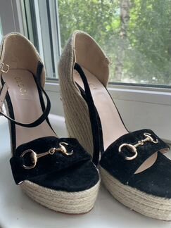 Босоножки Gucci