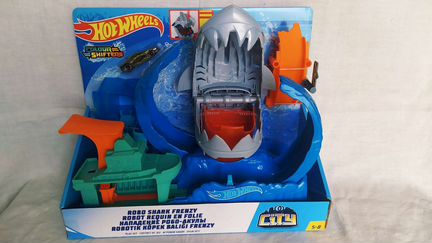 Hot Wheels Ледяная акула. Новая