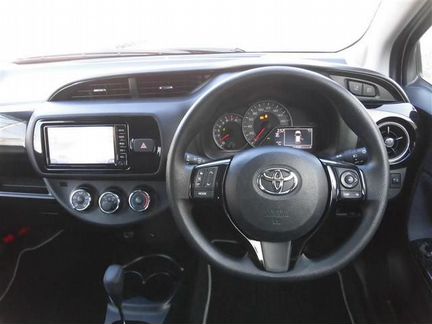 Toyota Vitz 1.3 CVT, 2018, 45 000 км