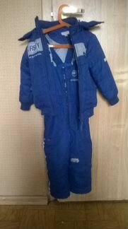 Продам осенний костюм. размер 98