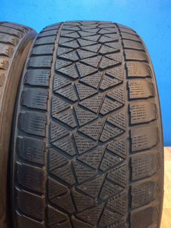 Bridgestone Blizzak DM-V2 235/55R18