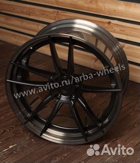 Кованые диски r22 двусоставные на Porsche Cayenne