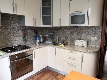 3-к квартира, 76 м², 4/5 эт.
