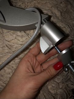 Настольная лампа