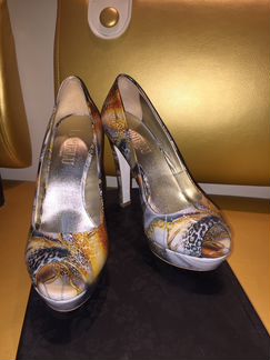 Шикарные новые туфли Loriblu