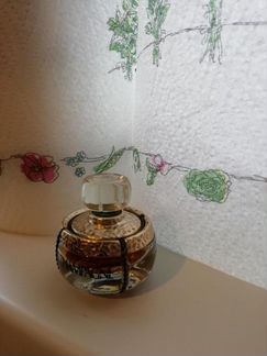 Yves Saint Laurent Champagne