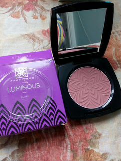 Румяна Avon