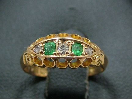 750 проба. Золотое кольцо изумруды бриллианты 1909