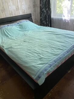 Кровать двуспальная