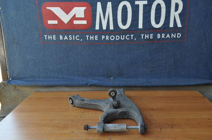 Рычаг задний левый нижний Audi A4 B8 A5