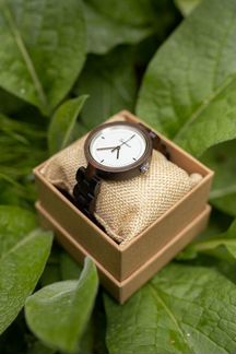 Деревянные наручные часы ручной работы