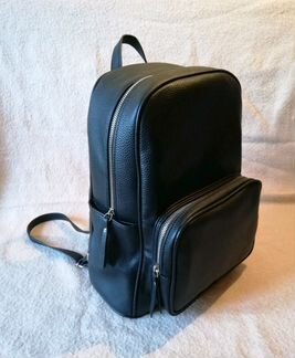 Чёрный рюкзак