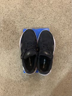Кроссовки женские adidas