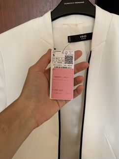 Пиджак белый mango