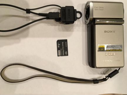 Видеокамера Sony HDR-TG1E